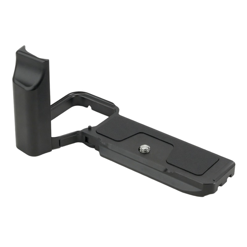 L-plate clearance for flip-out LCD